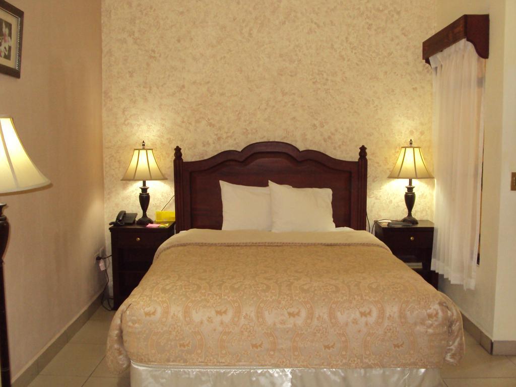 Hotel Aloha Managua Oda fotoğraf